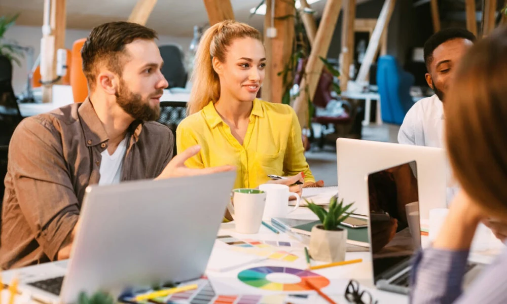 What questions reveal a strong fit with a UX design agency?